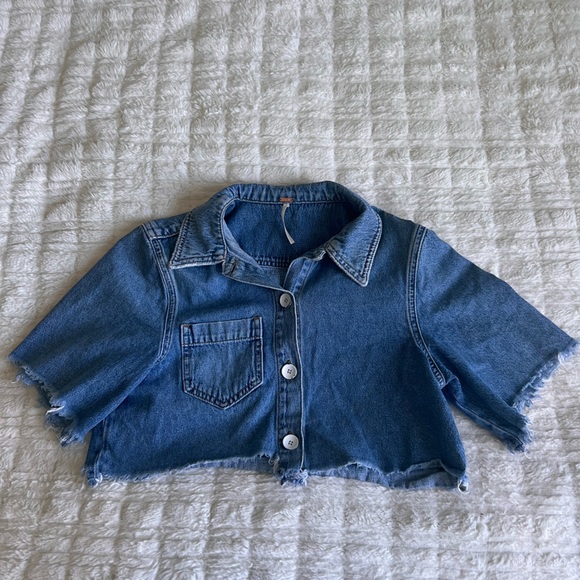 Cropped jean jacket - Picture 1 of 5